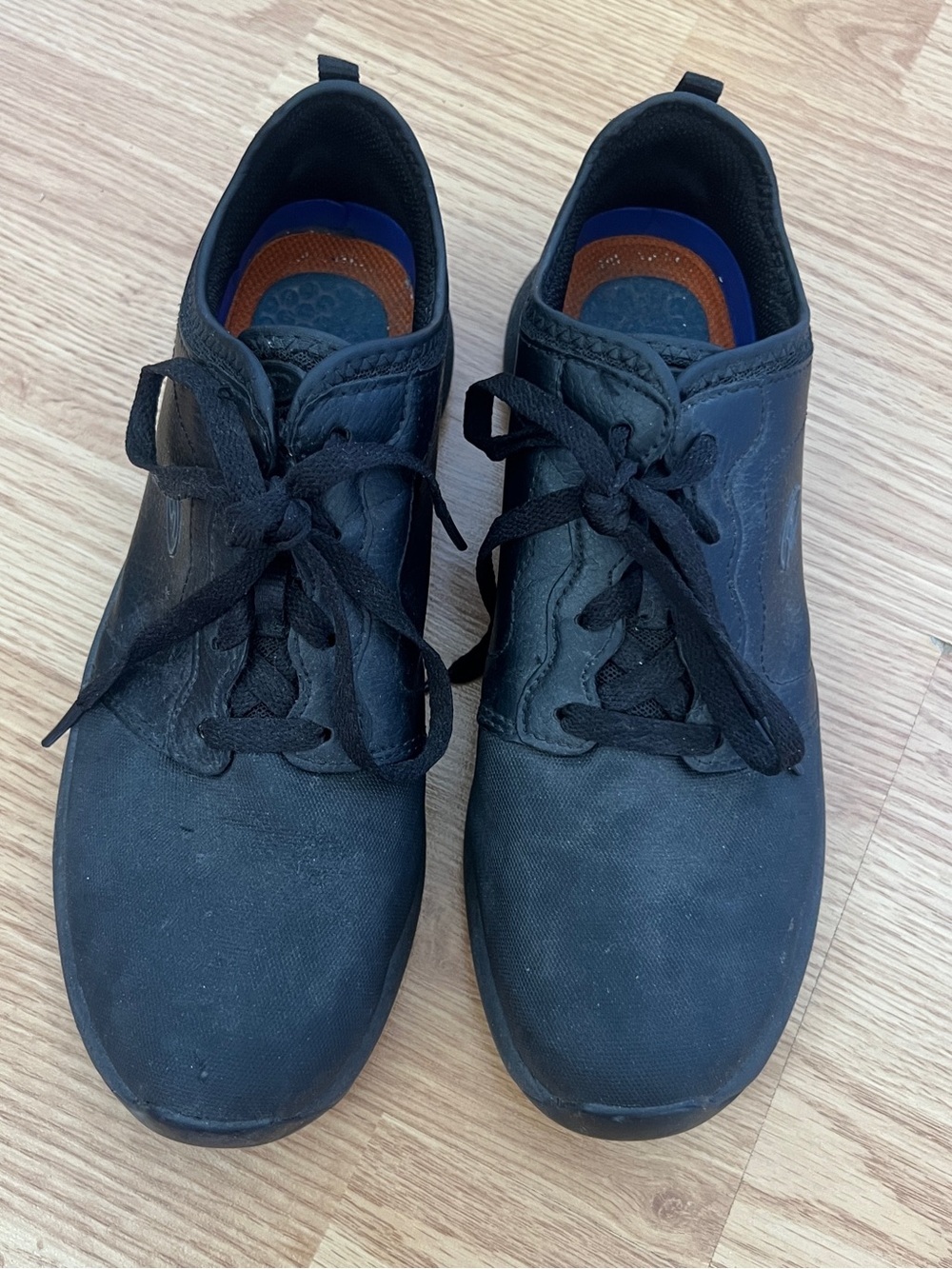 Dr. Scholl's Women's Drive slip-resistant work sneakers Size 9M - Picture 2 of 6